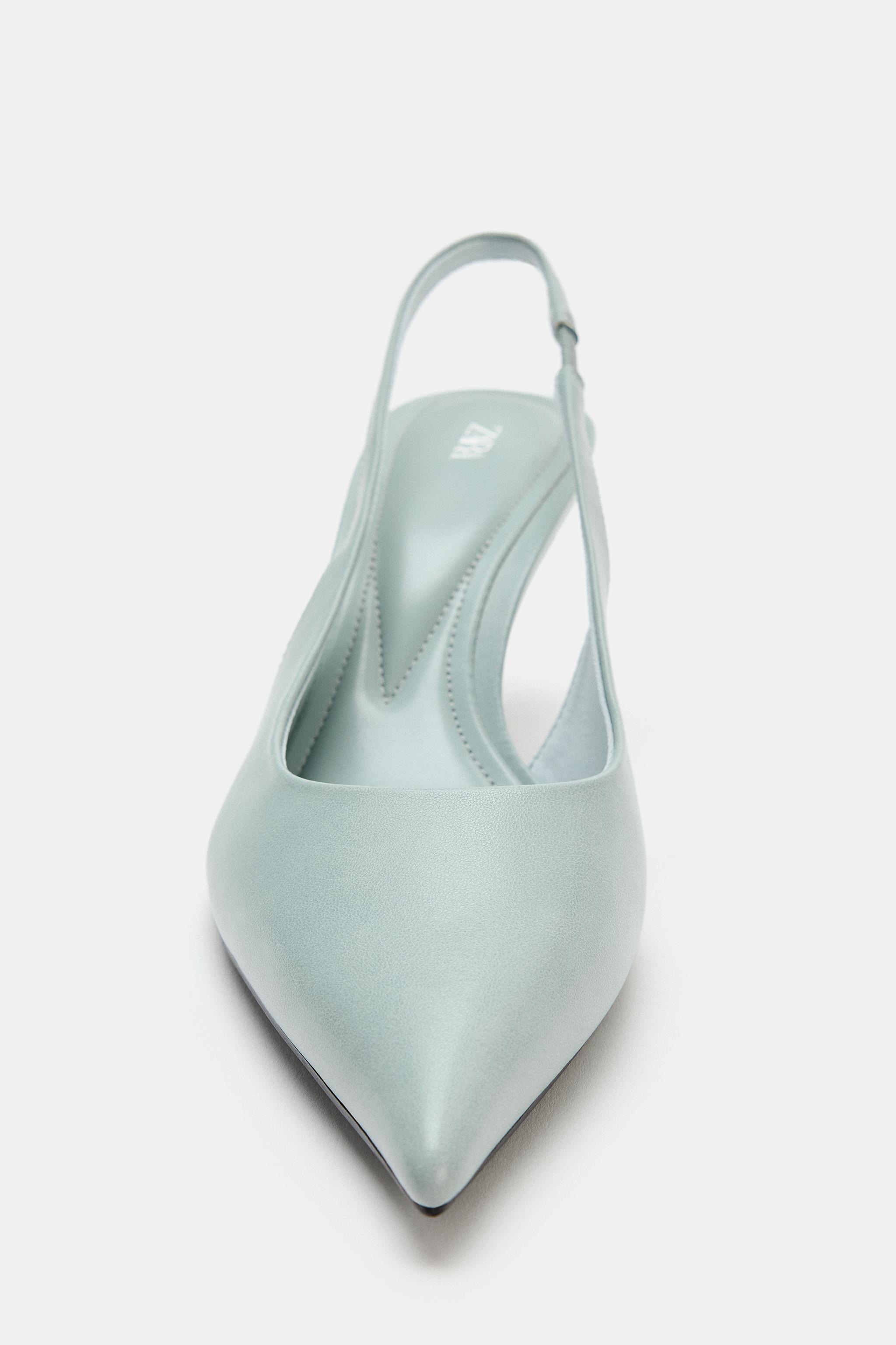 SLINGBACK HEELS